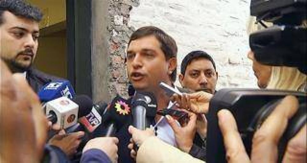 Internaron a Gabriel Alperovich y se encuentra estable