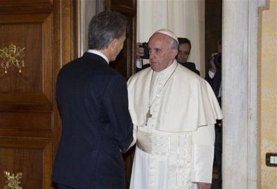 Macri, entre el Papa y los gobernadores