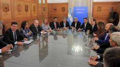 Los gobernadores del PJ le pedir�n a la Casa Rosada que adelante el pago del 15%