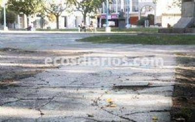 La plaza Dardo Rocha necesita recuperaci�n y mantenimiento
