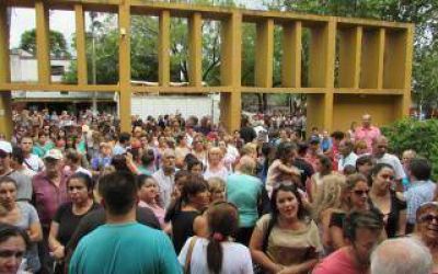 Pergamino march� en contra del aumento de la tarifa de la electricidad