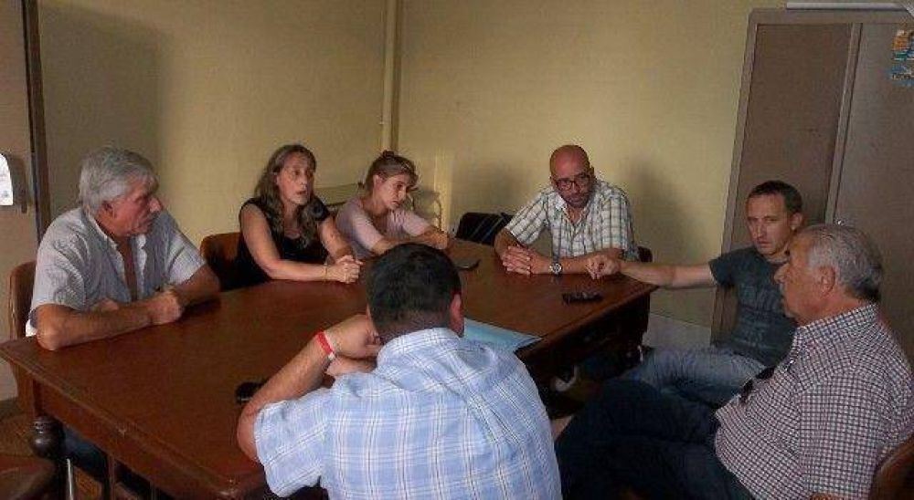 Los concejales bloque del FPV se reunieron con representantes del sindicato de trabajadores municipales