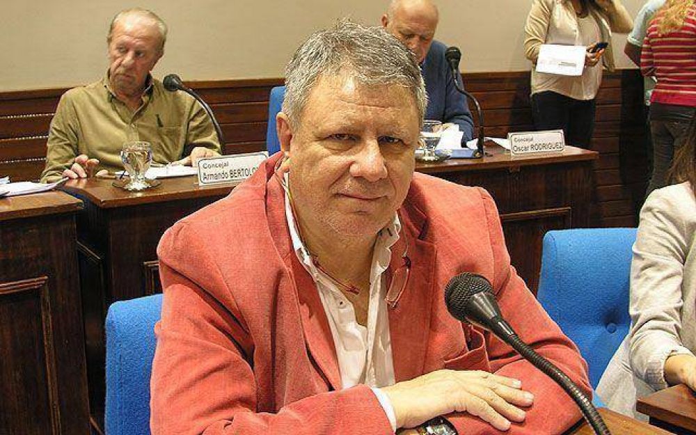 Degli Innocenti recalc� que �no hay que tenerle miedo a la democracia�