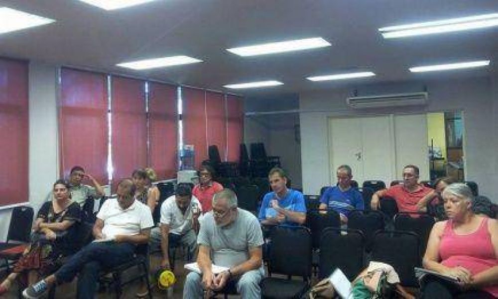 Finalmente, delegados del MPL se reunir�n con el Gobierno educativo