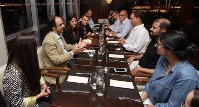 Corral recibi� a inversores de Dubai