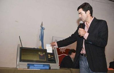 Juan Manuel Urtubey expondr� en un seminario internacional sobre la reforma electoral