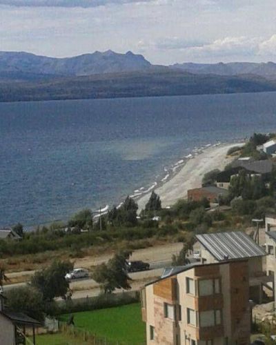 Otro derrame de l�quidos cloacales en el Nahuel Huapi