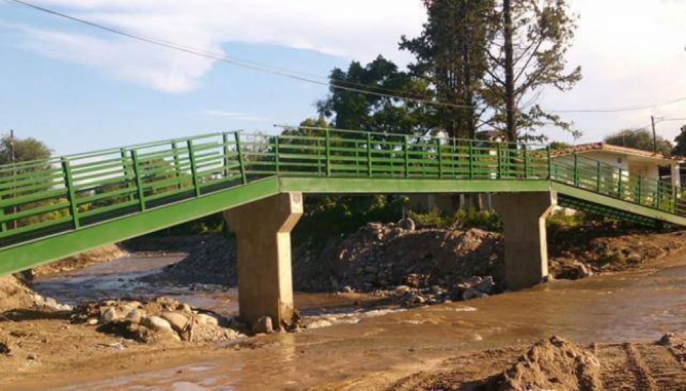 Comenz� la reconstrucci�n del puente en Mendiolaza