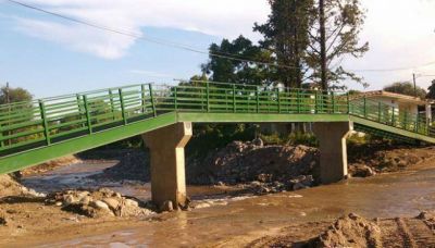 Comenz� la reconstrucci�n del puente en Mendiolaza