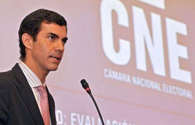 �Cambiar el sistema electoral debe ser una cuesti�n de fondo�