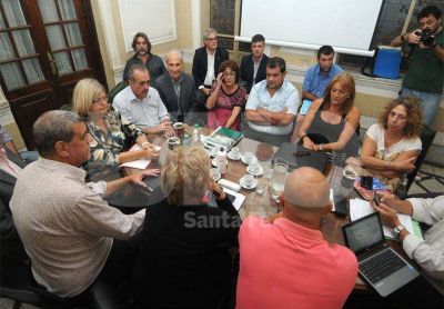 El gobierno ofreci� aumentos de entre 32% y 35% a los docentes