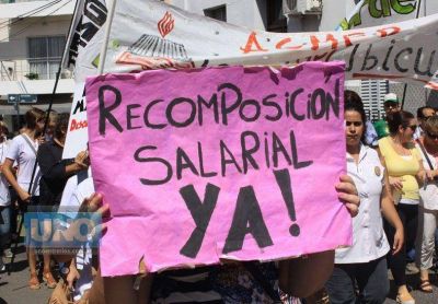 El gobierno ofreci� llevar el sueldo inicial docente a 9.329 pesos en julio