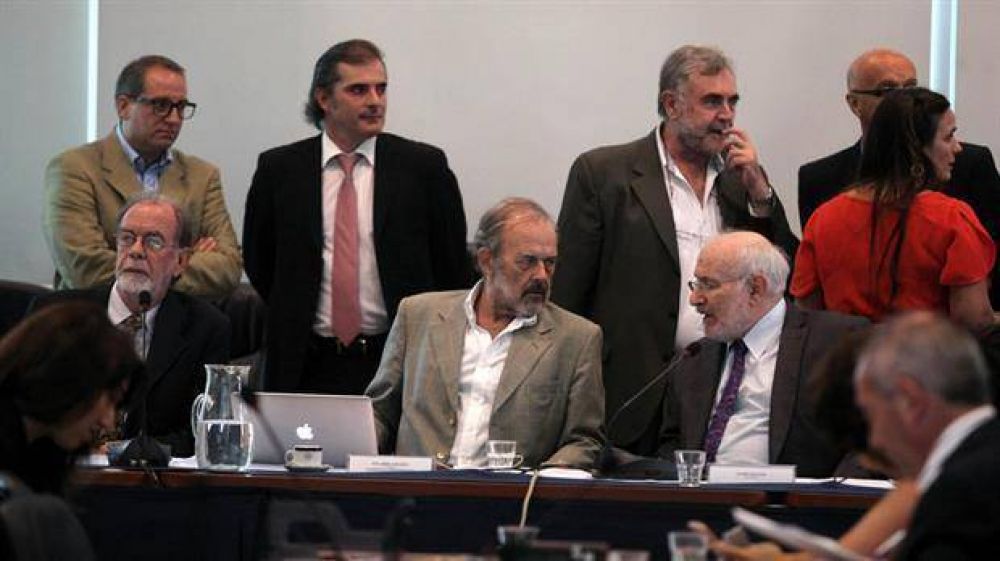 Presi�n de gobernadores del PJ a favor del acuerdo con los holdouts