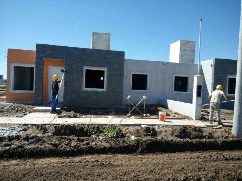M�s de un 70% de avance en la construcci�n de viviendas de Villa Mercedes
