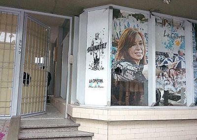 El gobierno de Arroyo preocupa a la Provincia y a la Naci�n