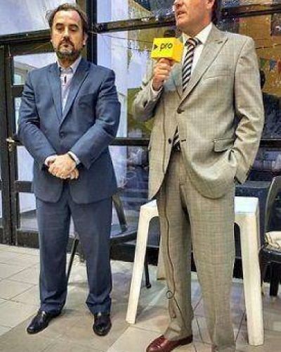 Piquete del PRO al intendente Arroyo: llamen a Patricia Bullrich