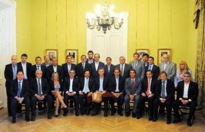 Capitanich le plante� a Macri el reclamo por la coparticipaci�n