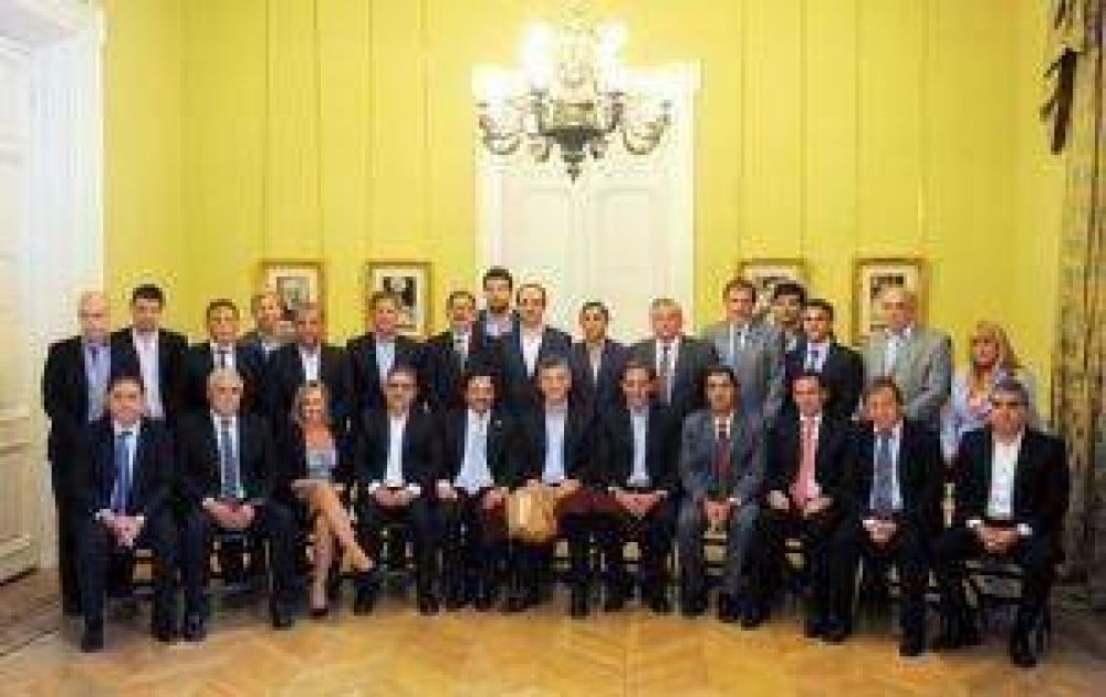 Jalil: la reunin de Macri con los intendentes fue 
