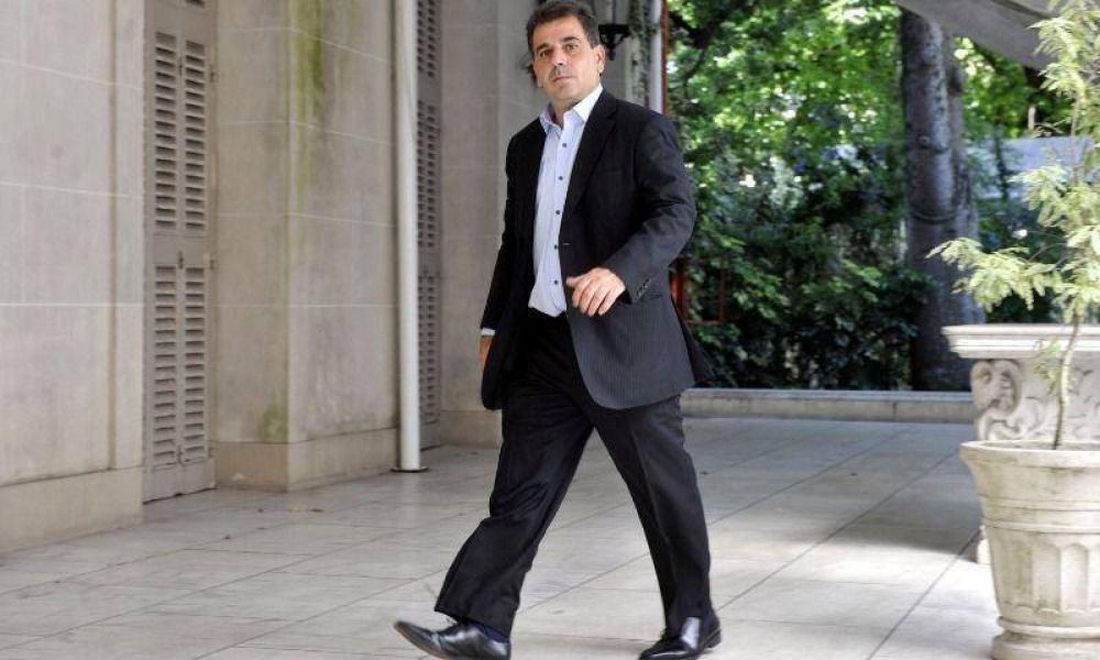 Un c�mulo de desaciertos pone en jaque la continuidad de Ritondo