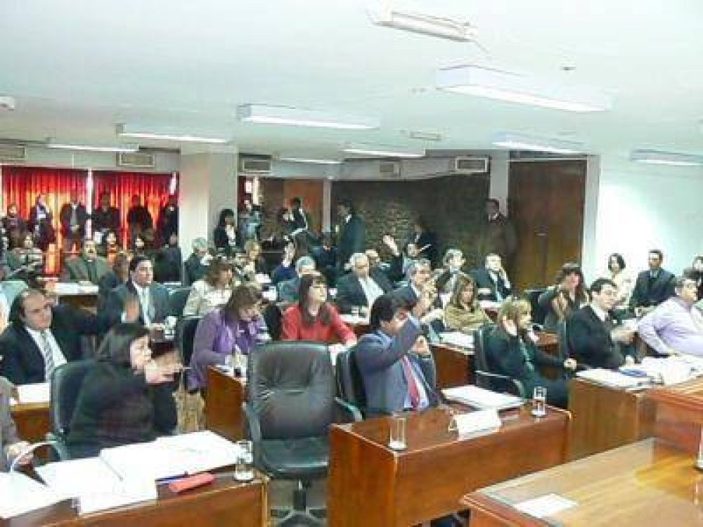Aprobaron la creaci�n de la defensor�a del pueblo