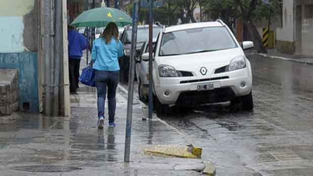 Santiago, bajo alerta meteorolgico por tormentas fuertes
