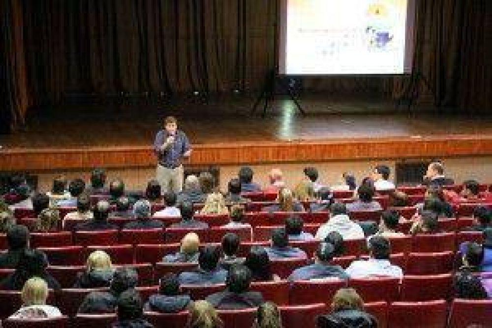 Fondo Solidario: Melella invit� a los funcionarios a adherir