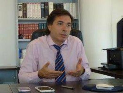 Quieren m�s juicios por jurado popular
