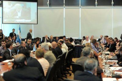 El oficialismo logr� dictamen para el proyecto de acuerdo con los buitres