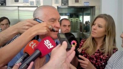 �No tiene nada que ver ni hay un papel que lo comprometa�
