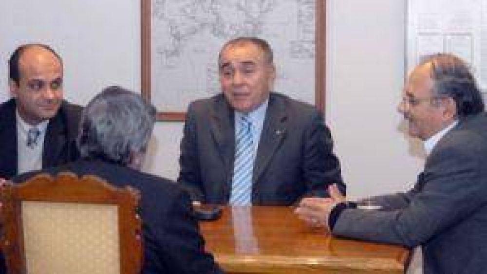"Falta comunicaci�n entre los tres poderes de la provincia: as� generamos una gran confusi�n"