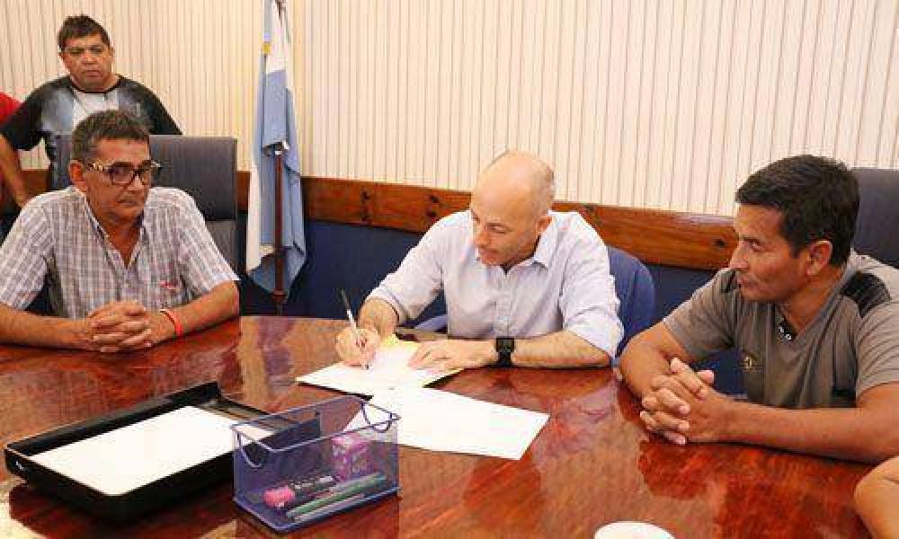 Municipales: la suba del 35 % solo alcanza a la categor�a m�s baja