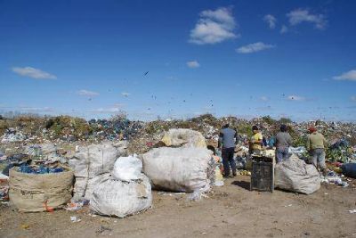 El gobierno denunci� a sindicalistas por sustraer un cami�n e impedir el ingreso al basural