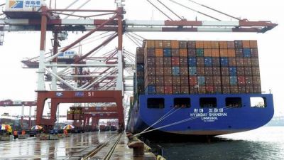 Fuerte ca�da de las exportaciones y de las importaciones de China