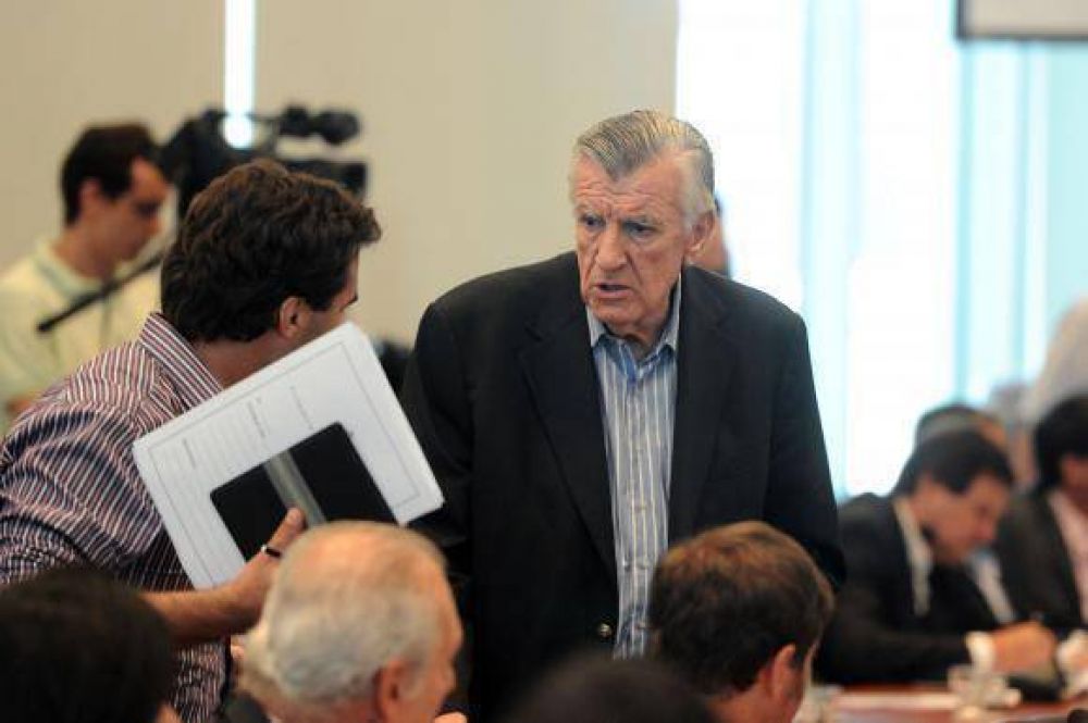 Fuerte apoyo de Urtubey para que presida Gioja el PJ