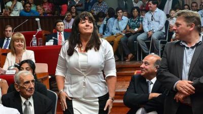 Condenan a 2 a�os y medio a una diputada K por administraci�n fraudulenta