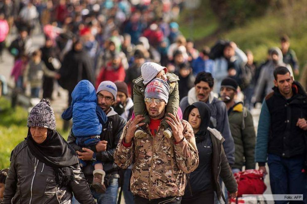Eslovenia cierra su frontera y clausura la ruta balcnica