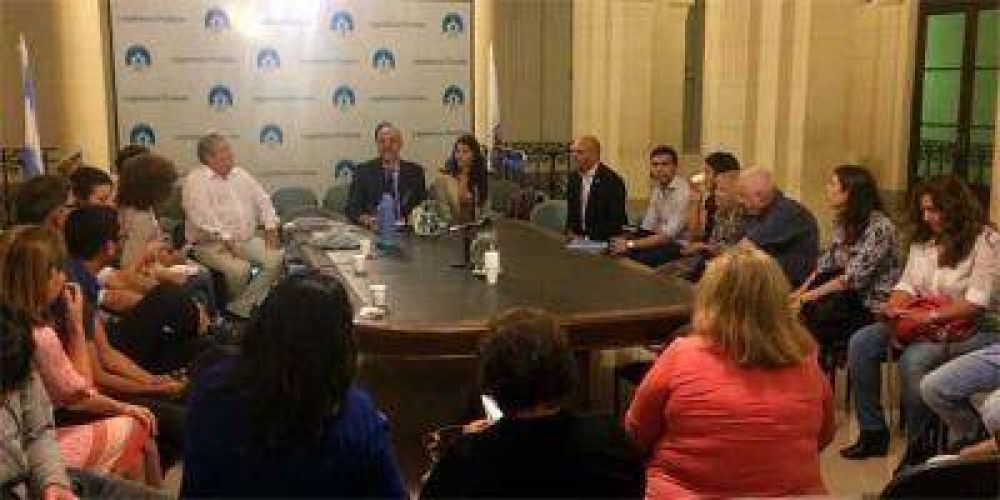 El bloque del FPV de la Ciudad se reuni� con Comuneros