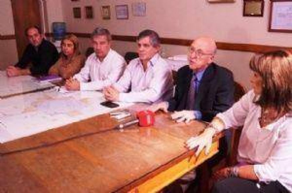 Proyecto entre el Municipio y el CENS 451 para los empleados municipales
