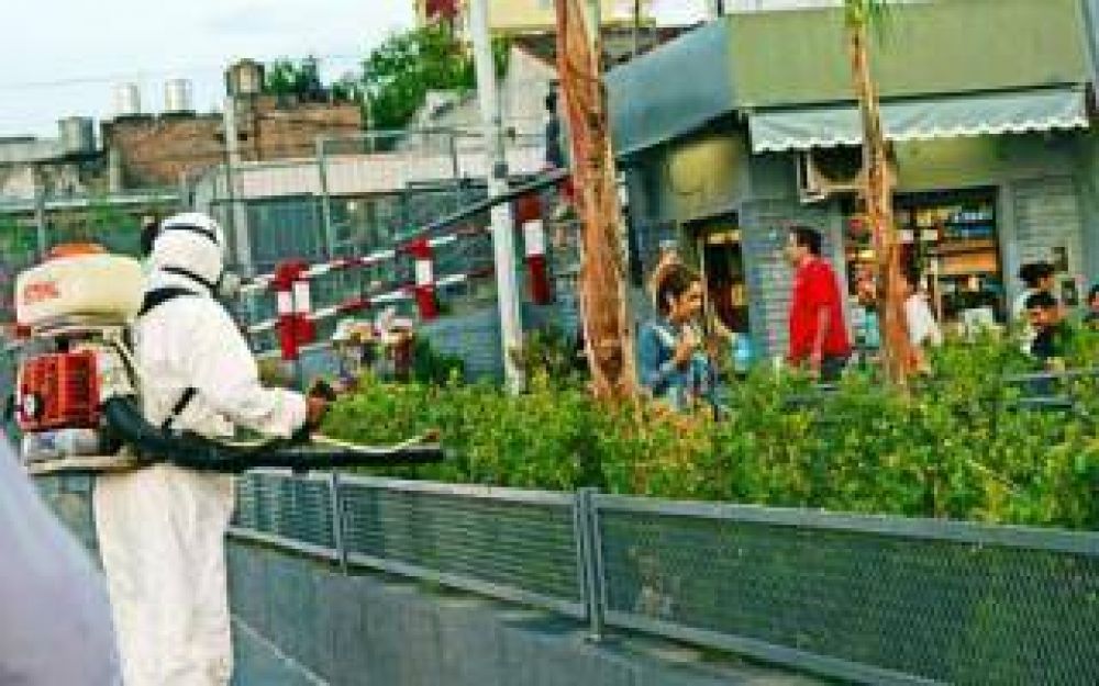 San Fernando: Fuerte campa�a contra el dengue en estaciones de tren