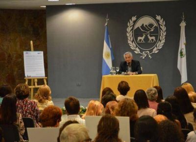 Rodr�guez Sa� homenaje� a las mujeres puntanas y sus luchas