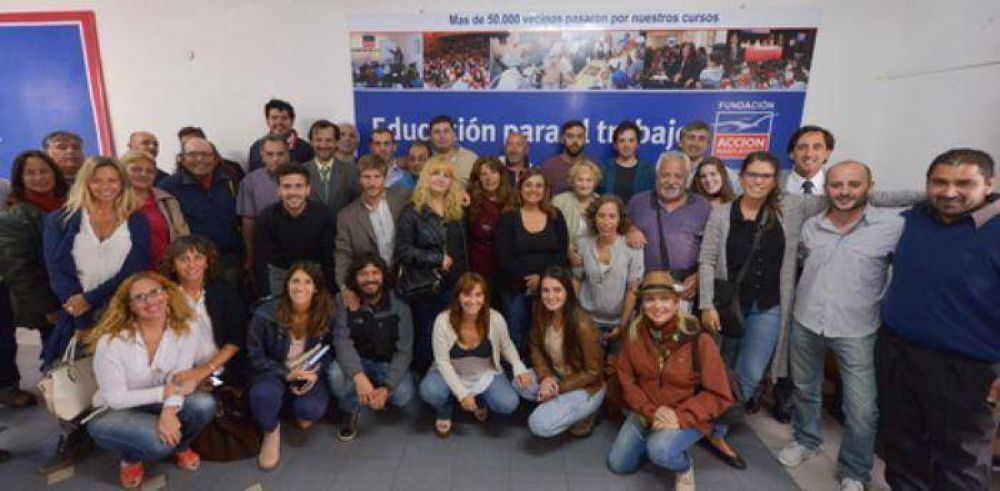 La Fundaci�n Acci�n Marplatense inicia cursos de los que ya participaron 55 mil vecinos