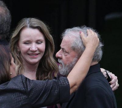 Lula dise�a una estrategia junto a Dilma para salvar al gobierno del PT