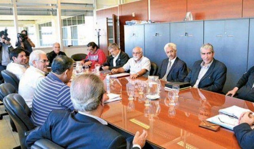 Mesa salarial: UPCN se adelanta y solicitar� un piso del 35 por ciento