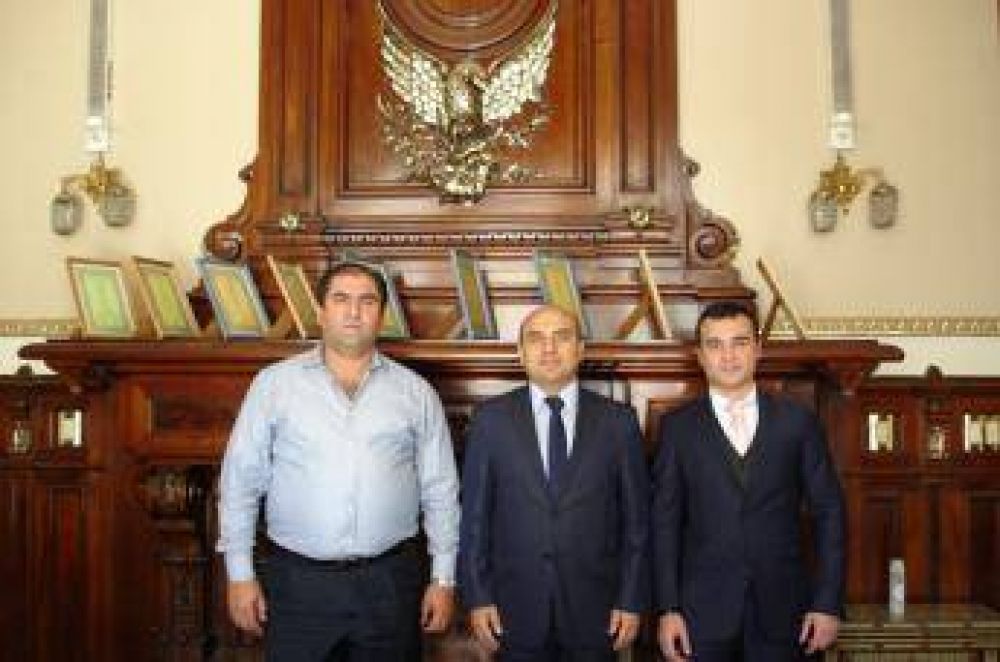 Nuevo encargado de negocios de Azerbaiyán visitó el CIRA