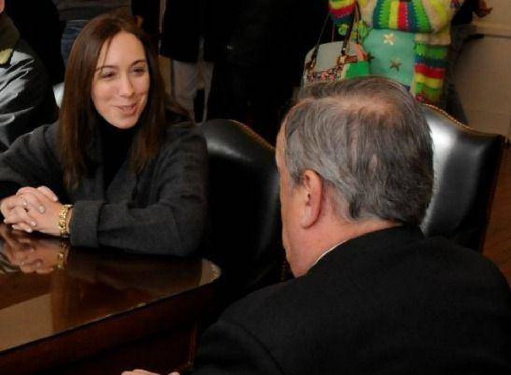 Lunghi se re�ne con la Gobernadora Vidal