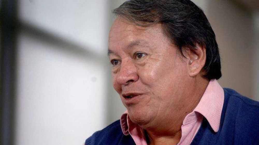 �Toty� Flores neg� rotundamente su renuncia desde Buenos Aires donde se encuentra trabajando�