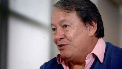 �Toty� Flores neg� rotundamente su renuncia desde Buenos Aires donde se encuentra trabajando�