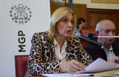 El Ejecutivo propone declarar la emergencia municipal contra la violencia hacia las mujeres