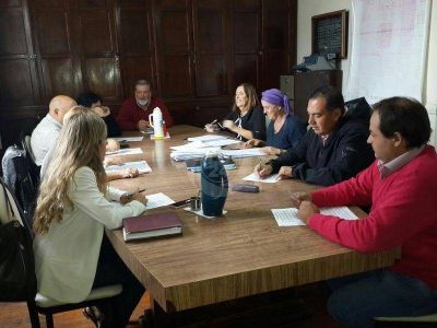 Concejo: Acci�n Social invitar� a consejeros escolares por el saneamiento en escuelas