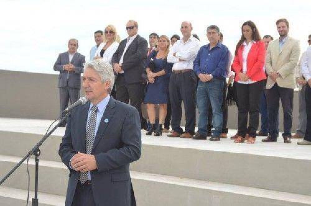 Jos� Luis Zara inst� a �trabajar por la unidad, por el progreso, por la educaci�n�